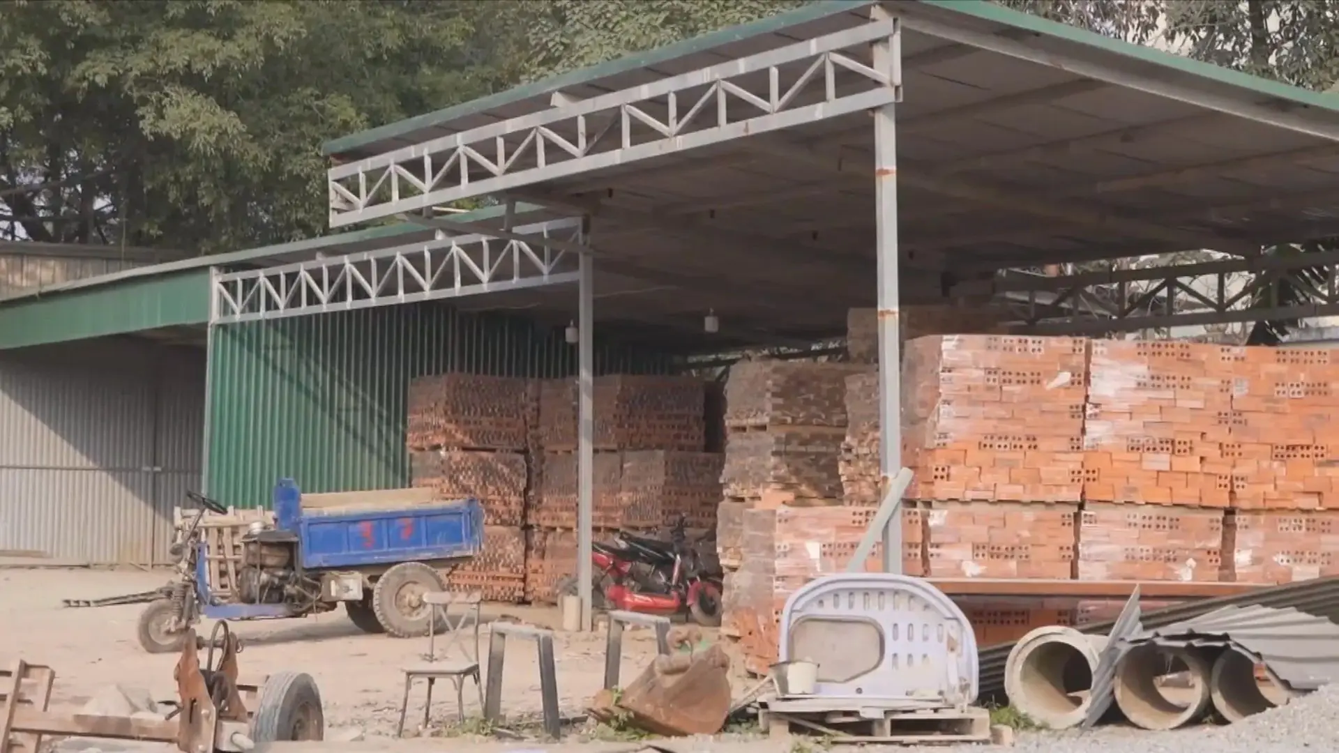 Ngăn chặn đổ phế thải trái phép, giảm thiểu ô nhiễm